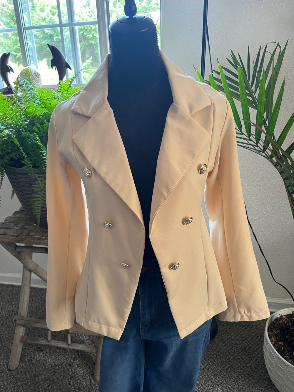 Tailored Double-Breasted Women's Blazer Jacket - Cream